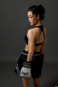 给加点的字注音根据拼音写汉字。